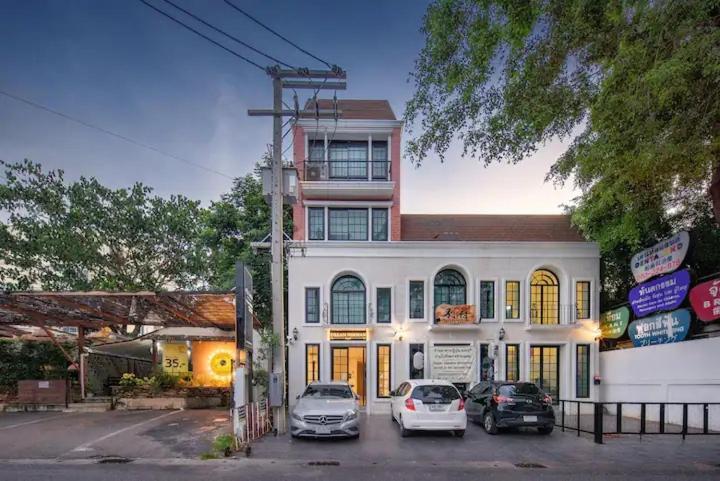 Dream Nimman Apartment Chiang Mai Exterior photo